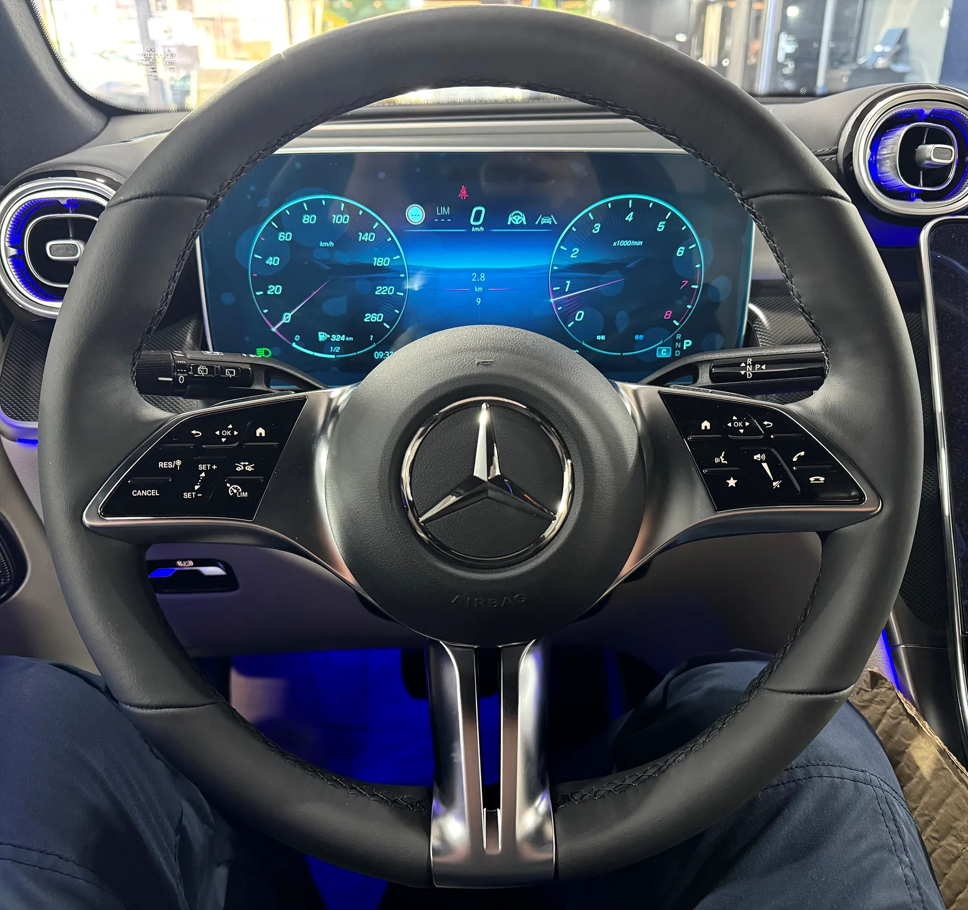벤츠 GLC 300 아방가르드 장기렌트 출고 사진