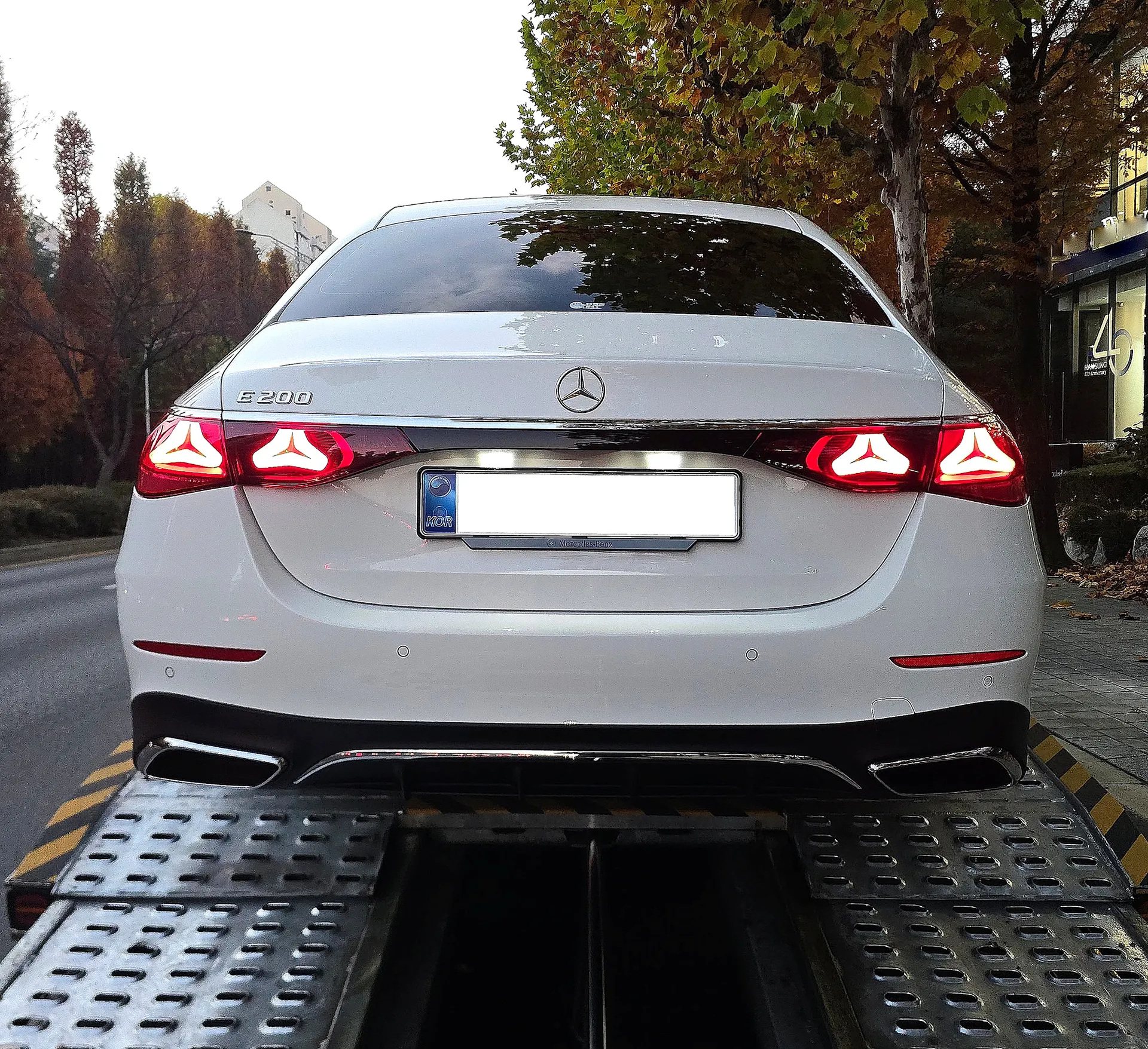 벤츠 E클래스 E200 AMG Line 장기렌트 출고 사진