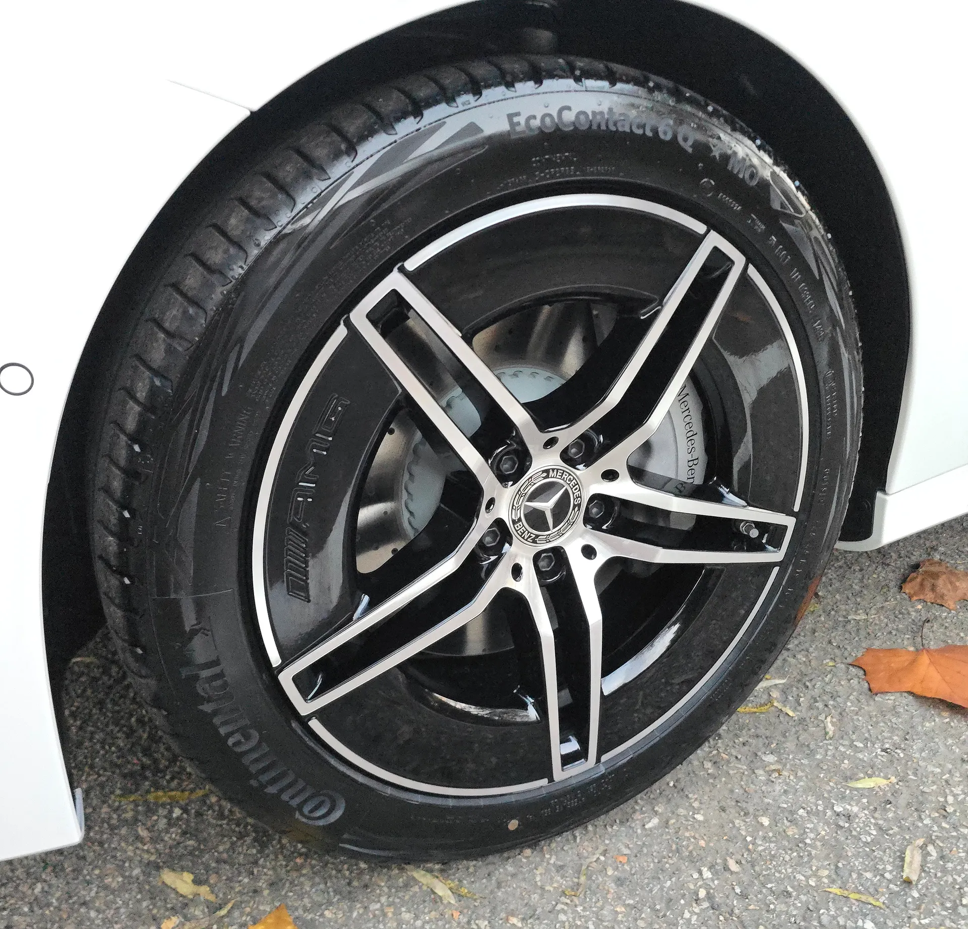 벤츠 E클래스 E200 AMG Line 장기렌트 출고 사진