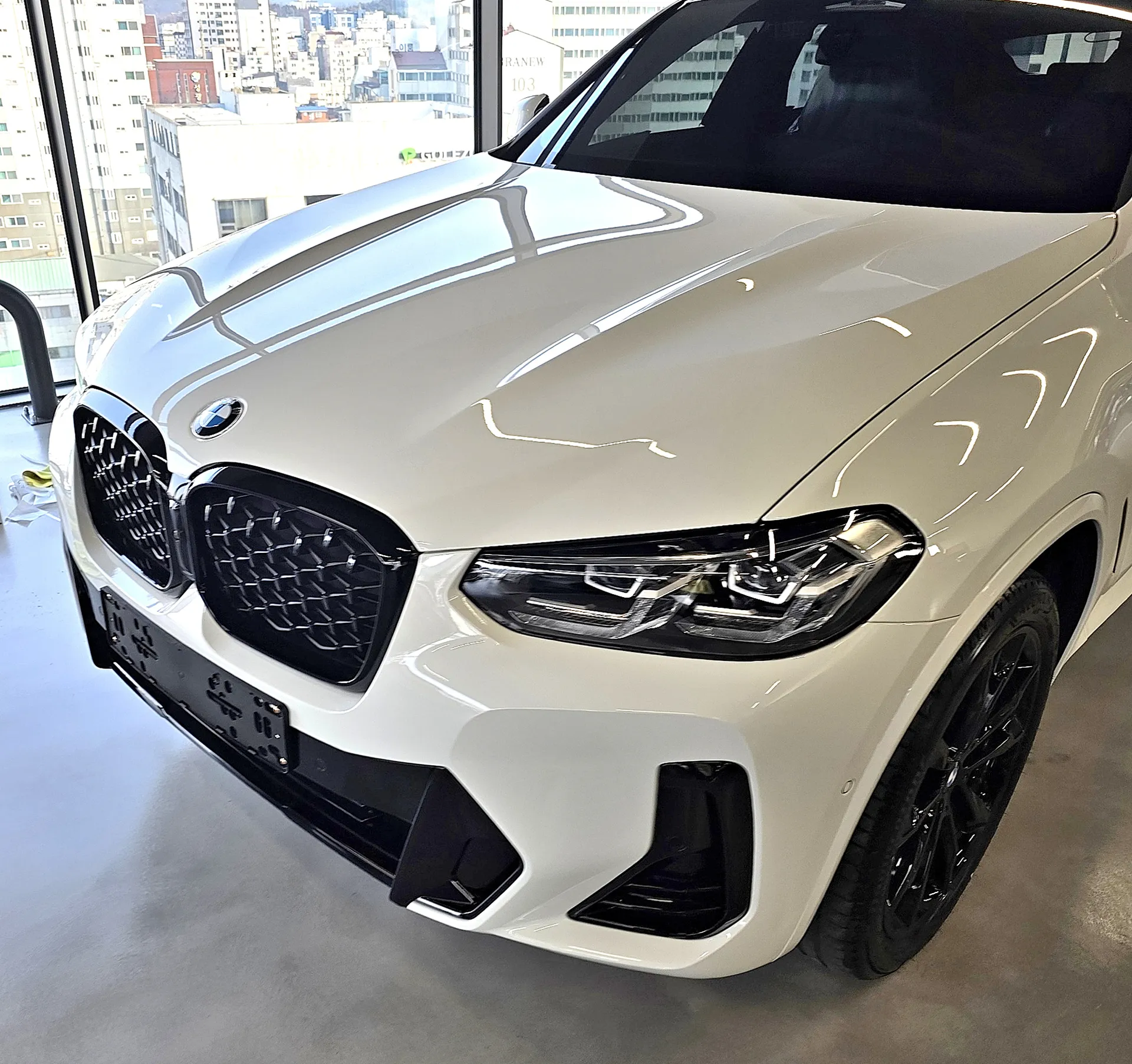 BMW X4 20i 장기렌트 출고 사진