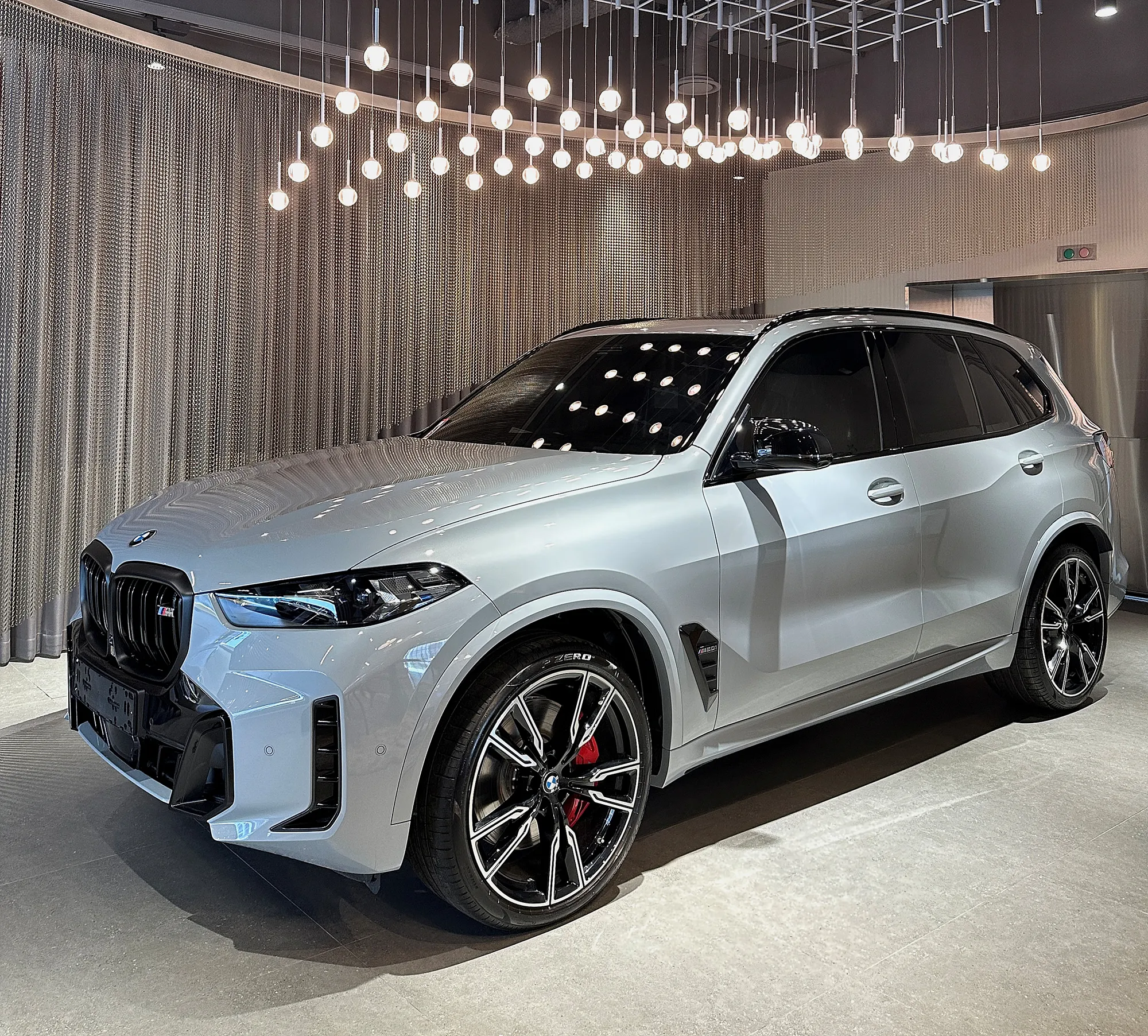 BMW X5 M60i 장기렌트 출고 사진