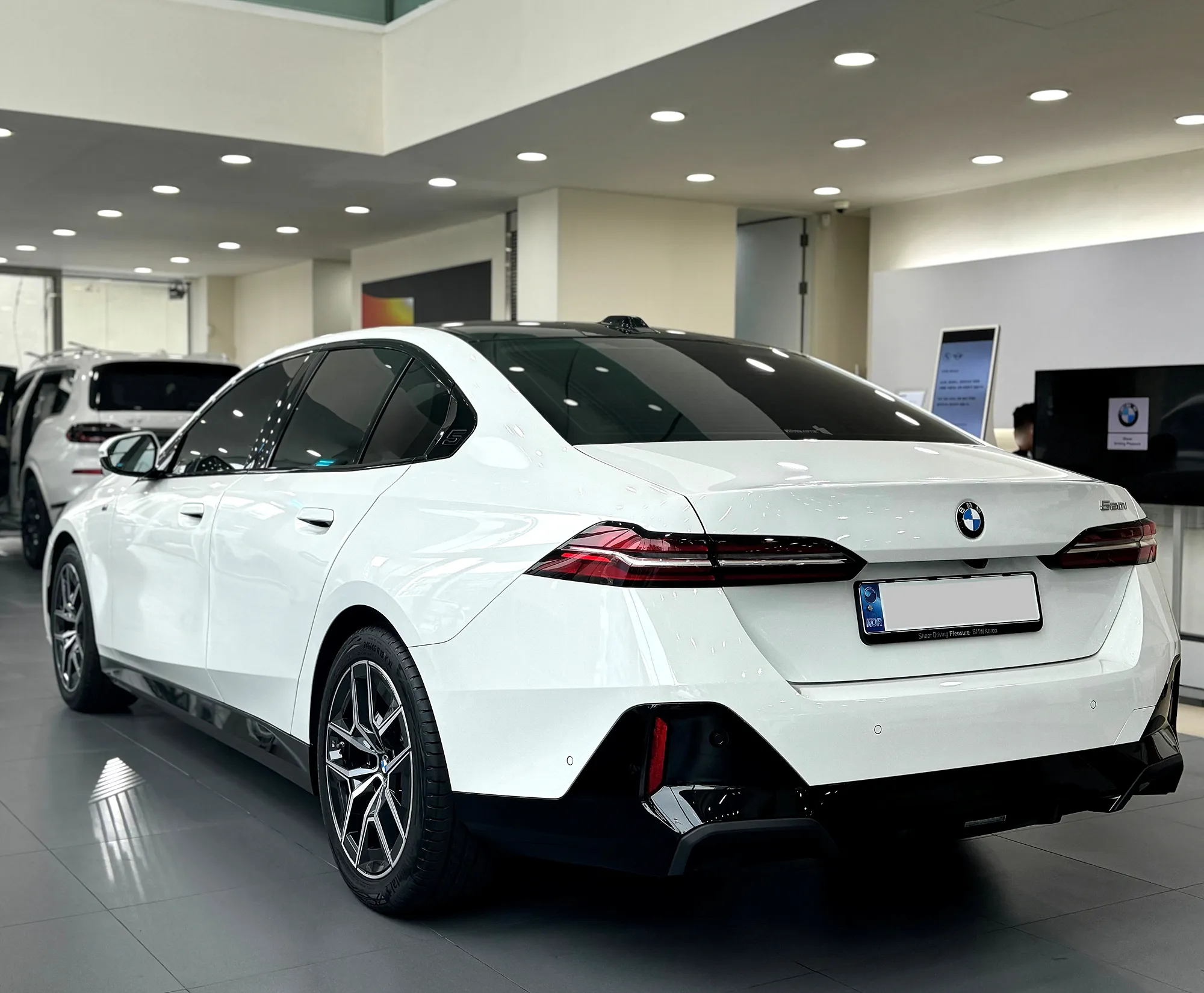 BMW 5시리즈 장기렌트 출고 사진